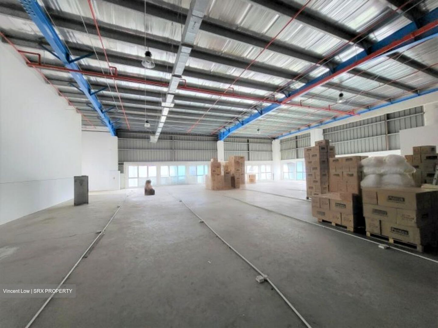 Tampines Industrial Drive (D18), Warehouse #530851091